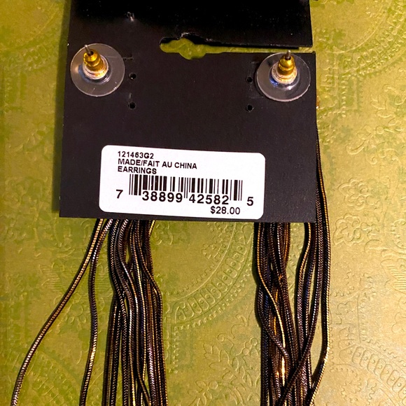 GUESS- long earrings - Picture 3 of 3